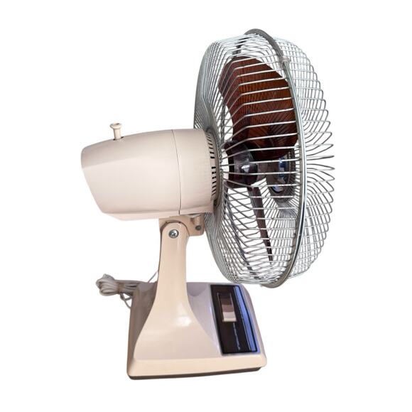 RARE Vintage Lasko Clear Amber/Brown Blade 12 inch 3-Speed Oscillating Fan 12” - Picture 9 of 16